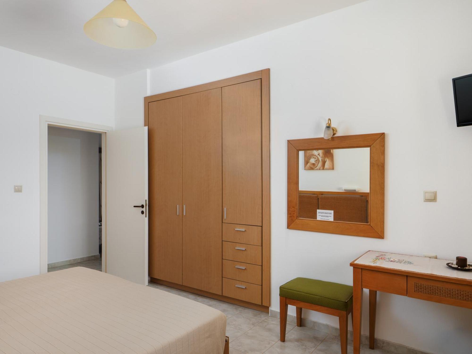 Fotis Studios Apartments ゴウヴァイ エクステリア 写真